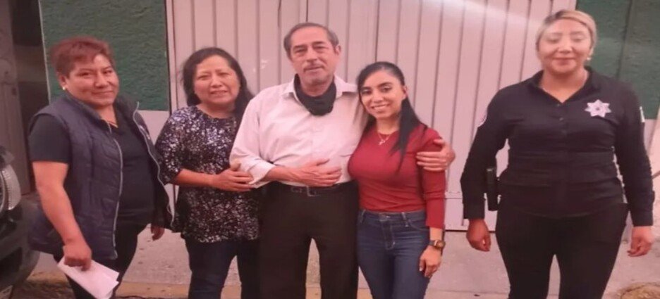 Célula de Búsqueda de Neza contribuyen a reunir a padre e hija por primera vez en 40 años