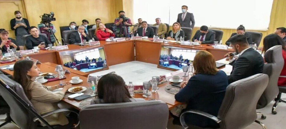 Crean Procuraduría Municipal del Adulto Mayor en Neza