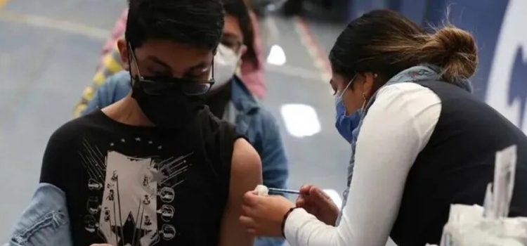 Vacunación contra covid-19 a niños de 9 años en Edomex Vacunación contra covid-19 a niños de 9 años en Edomex