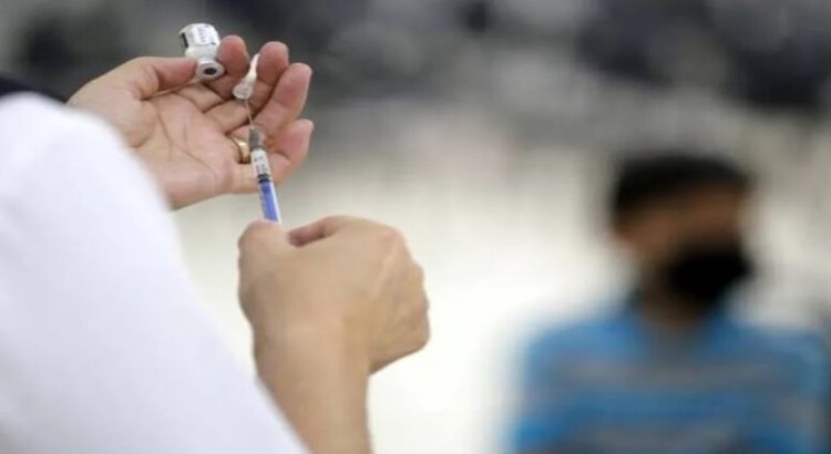 98 municipios del Edomex se suman a la vacunación covid para menores de 8 años