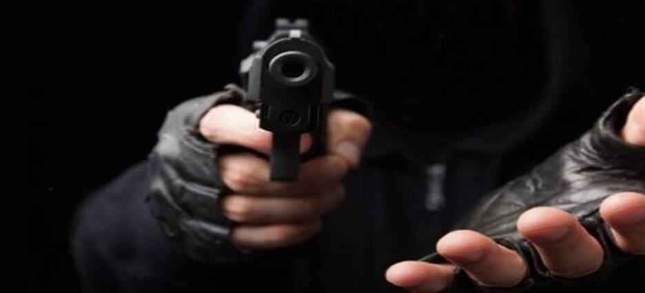 Grupo armado en camioneta baleó a hombres en Neza