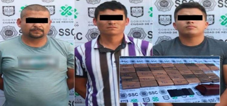 Detienen a 3 sujetos con 37 paquetes de cocaína en la Agrícola Pantitlán