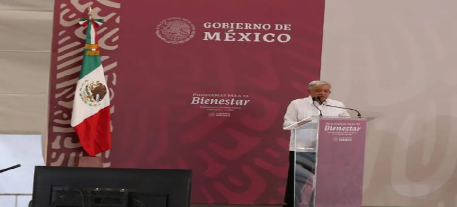 AMLO presume construcción de 2,700 bancos del Bienestar en Neza