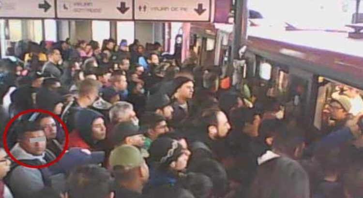 Detienen a ladrón de celulares en Metrobús Tepalcates