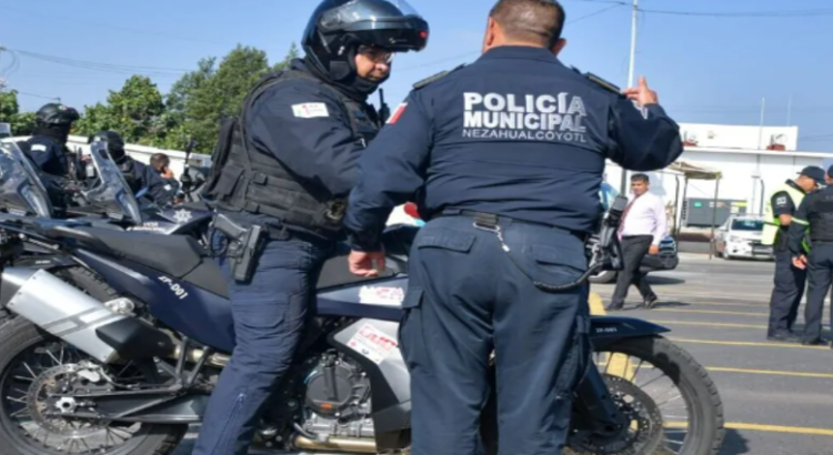 Comienza operativo de seguridad de Buen Fin y fiestas decembrinas en Neza
