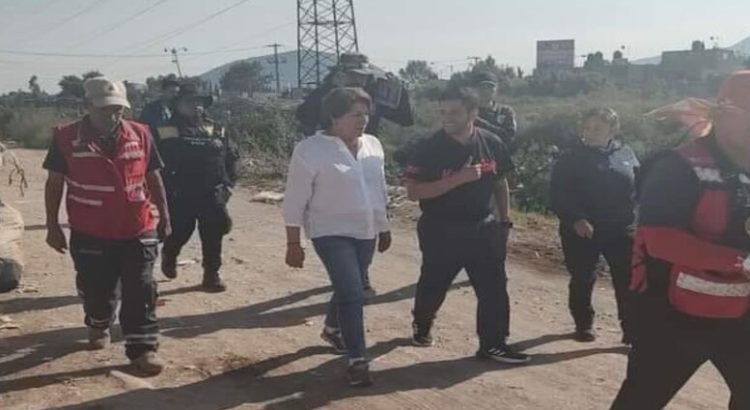 Gobernadora Delfina Gómez atiende asunto del puente peatonal en Chimalhuacán