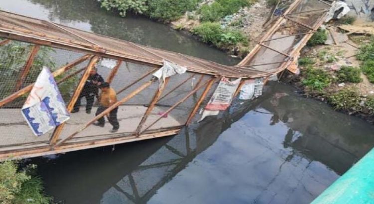 Colapsó puente peatonal en límites de Neza y Chimalhuacán