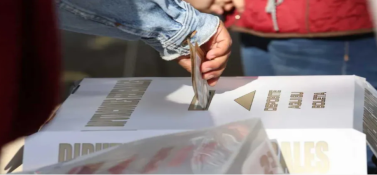 Originarios del Edomex podrán votar en elecciones de 2024 desde el extranjero