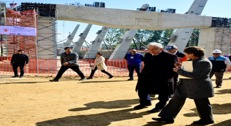 AMLO y Delfina Gómez supervisan obras del Tren Interurbano “El Insurgente”