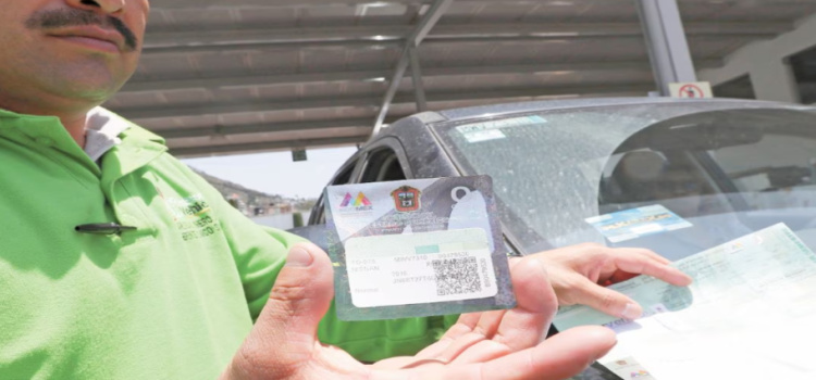 Existe desabasto de hologramas de verificación en zona norte del Edomex