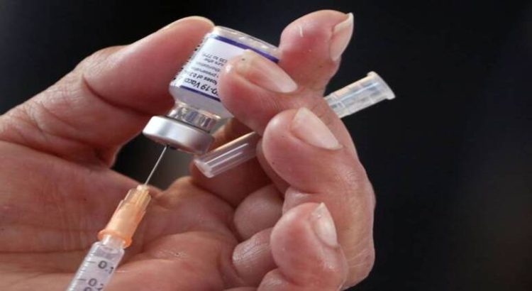 Farmacias de Edomex ofrecerán vacuna contra covid-19 de Pfizer