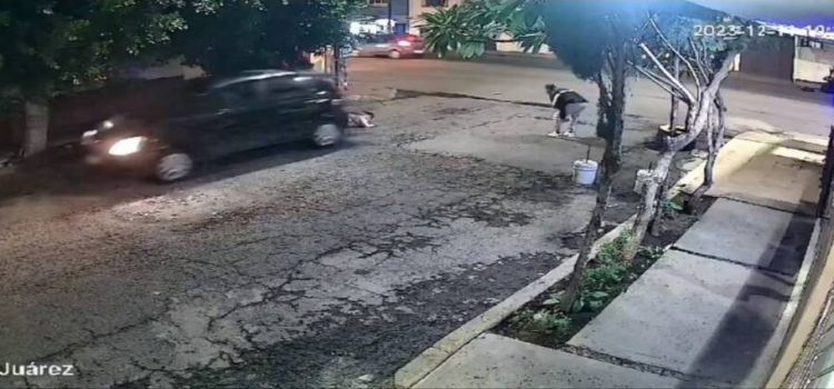 Exigen justicia y la detención del sujeto que arrolló a una mujer de la tercera edad en Neza