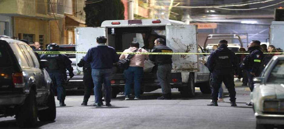 Victiman a hombre a balazos frente su domicilio en Neza