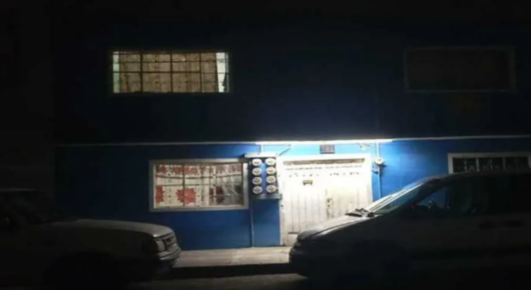 Familia se envenenó tras fumigar su casa en Neza