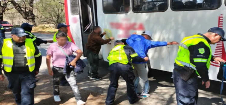 Instalan puntos de revisión para frenar robos a el transporte público en Edomex