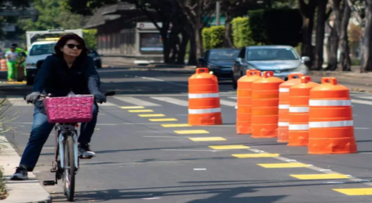 Presentan decálogo ciclista a pobladores en Nezahualcóyotl