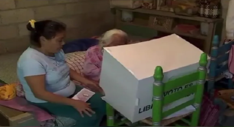 Al menos 218 personas con discapacidad votarán de forma anticipada en Edomex
