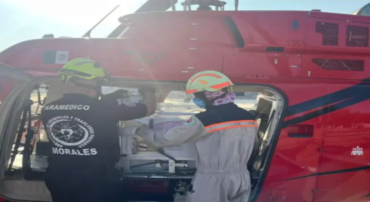 Trasladan a recién nacida en helicóptero para recibir atención médica en Neza