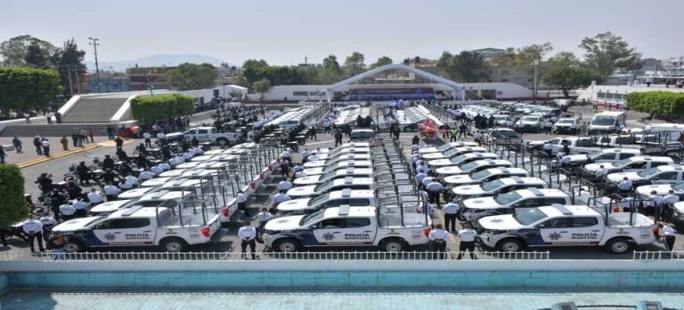 Refuerzan patrullaje en colonias de Neza ante cortes de energía