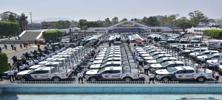 Refuerzan patrullaje en colonias de Neza ante cortes de energía