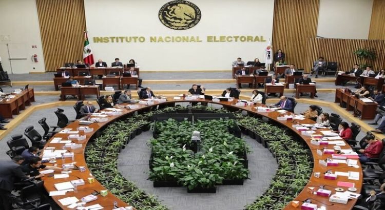 Al momento existen 99 solicitudes de protección a políticos en Edomex