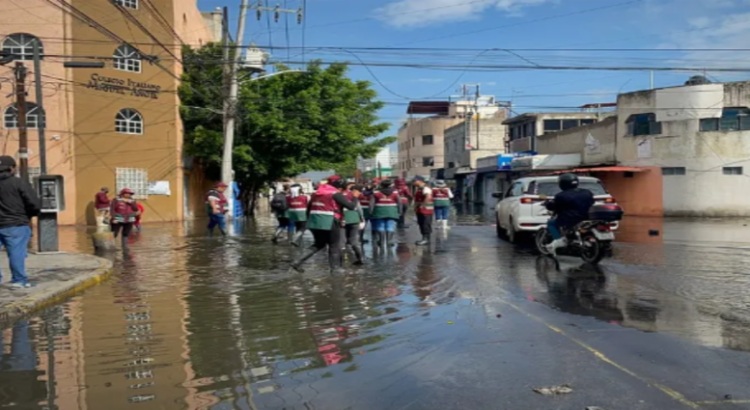 Abren centro de acopio para colonias afectadas por lluvias en Neza