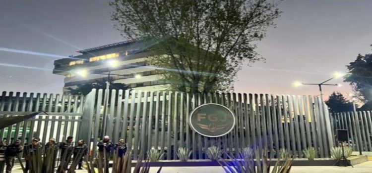 Dictan más de 200 años de prisión a miembros de peligrosa célula delictiva que operaban en Neza