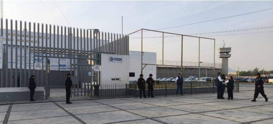 Denuncian abusos dentro de Penal Neza Bordo