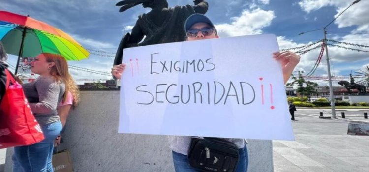 Familiares de Ayetza, exigen justicia en Neza