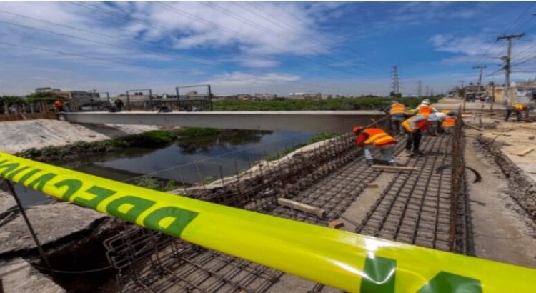 Puente peatonal que conecta Neza y Chimalhuacán quedará concluido el 2 de noviembre