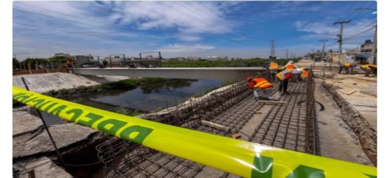 Puente peatonal que conecta Neza y Chimalhuacán quedará concluido el 2 de noviembre