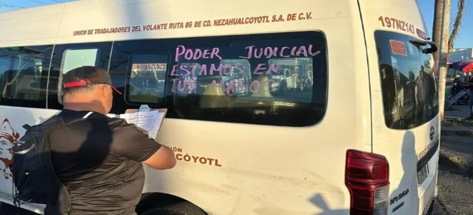 Transportistas de Neza exigen sentencia justa en contra de extorsionadores