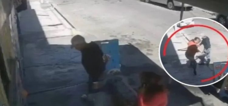 Mujer asalta a adulto mayor tras pedirle limosna en Neza