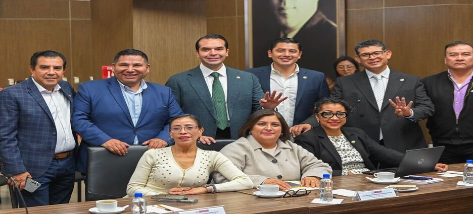 Congresistas resaltan voluntad de Neza para saldar deudas