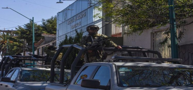 Detención de funcionarios municipales del Edomex fue por presuntos vínculos con grupos delictivos