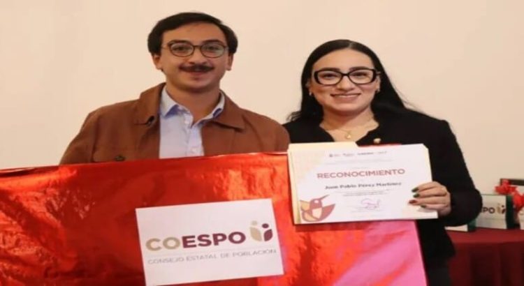 Galardonan a fotógrafos indígenas del Edomex por retratar pueblos originarios