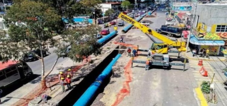 Tras reparación de tubería principal, habitantes de Neza siguen sin agua