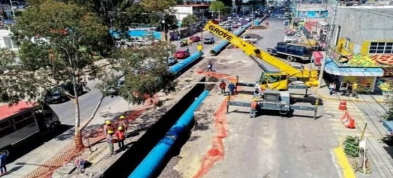 Tras reparación de tubería principal, habitantes de Neza siguen sin agua