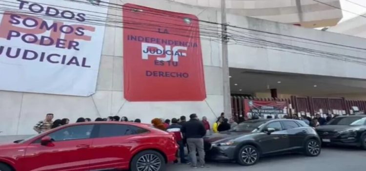 Empleados del PJF Edomex suspenden actividades por posible reducción de presupuesto