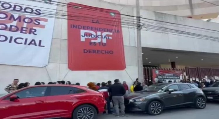 Empleados del PJF Edomex suspenden actividades por posible reducción de presupuesto