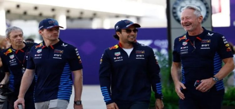 Max Verstappen manda emotivo mensaje para ‘Checo’ Pérez tras su salida de Red Bull