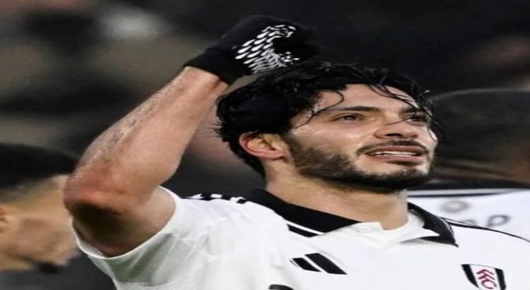 Raúl Jiménez iguala récord del ‘Chicharito’ como máximo goleador mexicano en Premier League