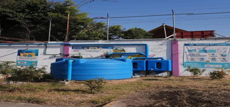 Implementan sistema de captación de agua pluvial en escuelas de Nezahualcóyotl
