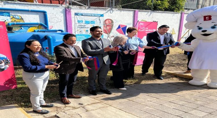 Adolfo Cerqueda inaugura sistemas de captación pluvial en escuelas del DIF Neza