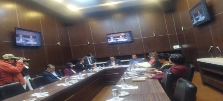 Aprueban convenio entre ayuntamiento de Neza con CFE para pago de adeudo