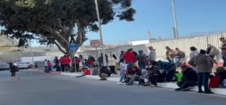 Gobierno de Edomex prepara plan de contingencia laboral para migrantes deportados Gobierno de Edomex prepara plan de contingencia laboral para migrantes deportados