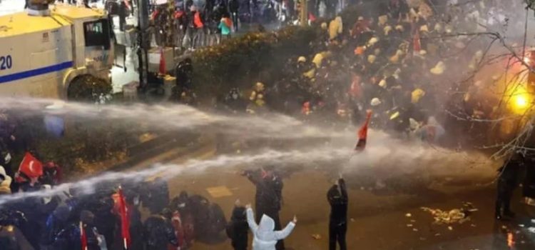 Cuarta jornada de protestas en Turquía