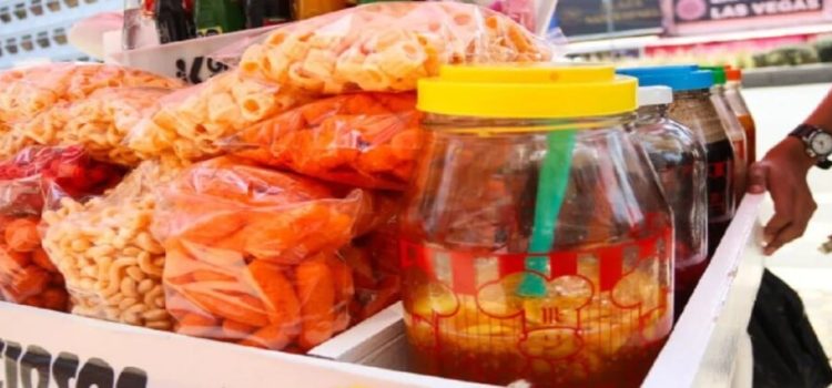 Causa inconformidad en menores prohibición de comida chatarra en escuelas del Edomex