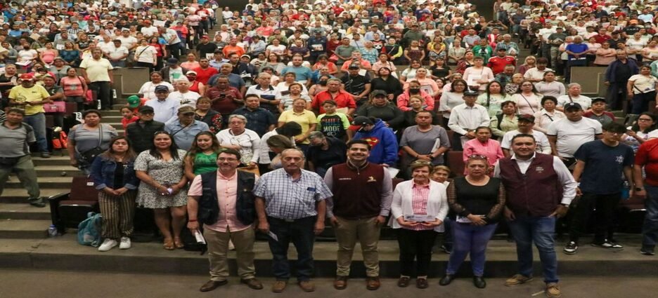 Entregan 1,000 tarjetas del Programa de Mejoramiento de Vivienda para el Bienestar en Neza