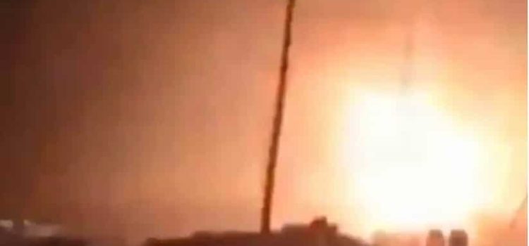 India ataca con misiles a Pakistán